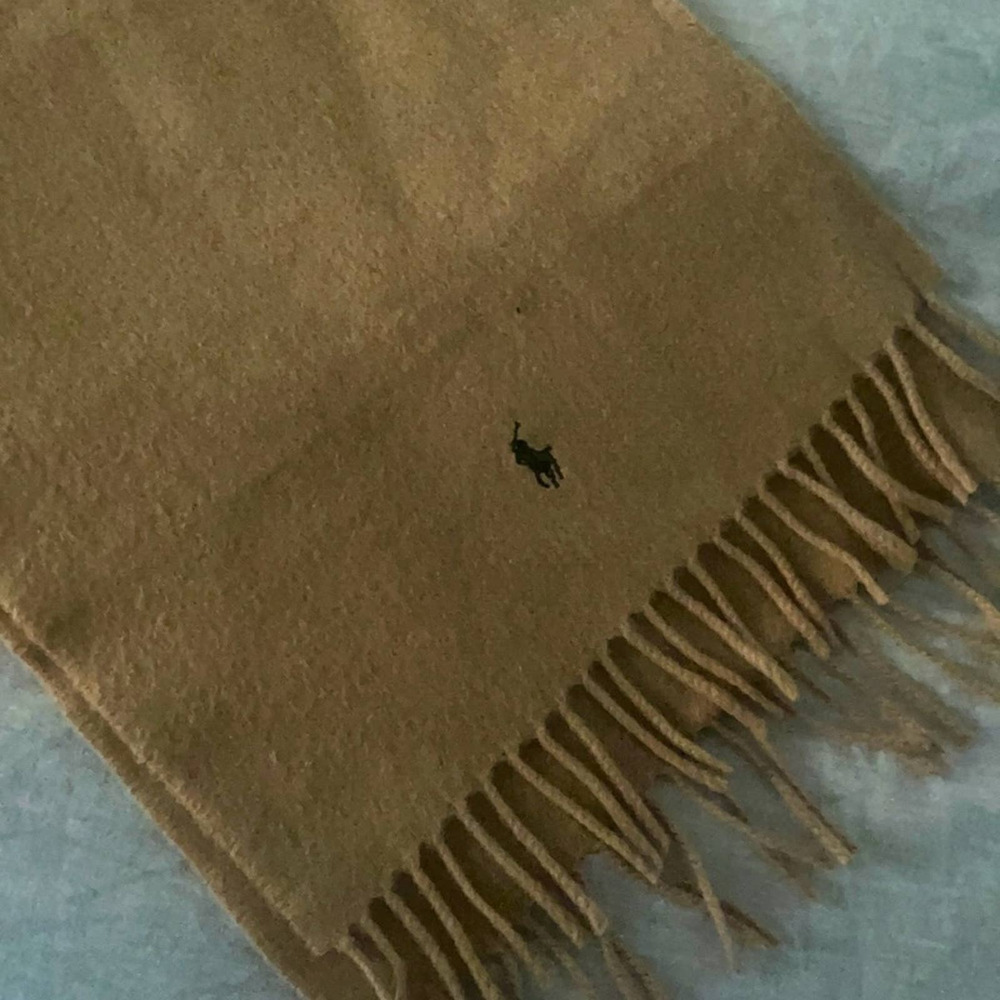 Polo Ralph Lauren scarf in Beige like new